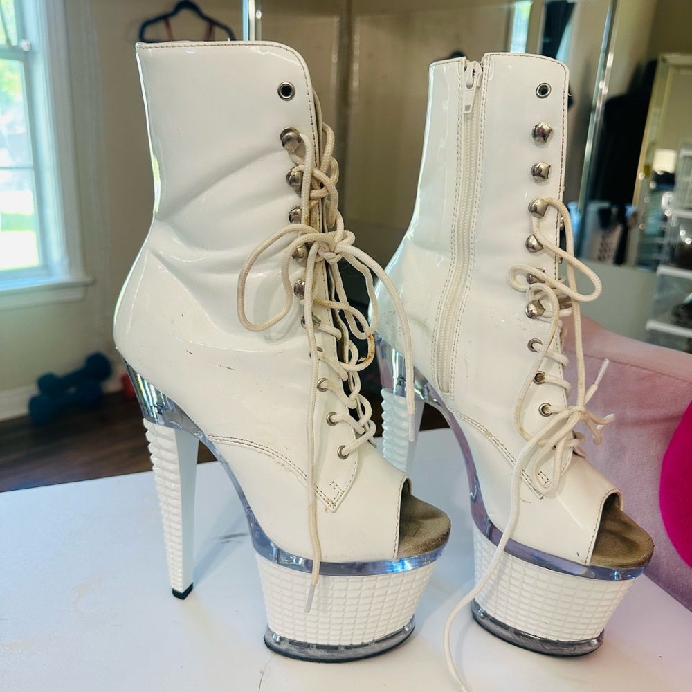 Pleaser White Lace-Up Peep Toe Platform Ankle Boots